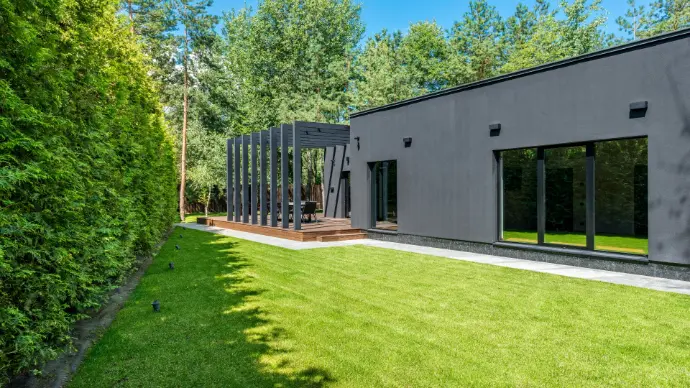 Modern Household Yard